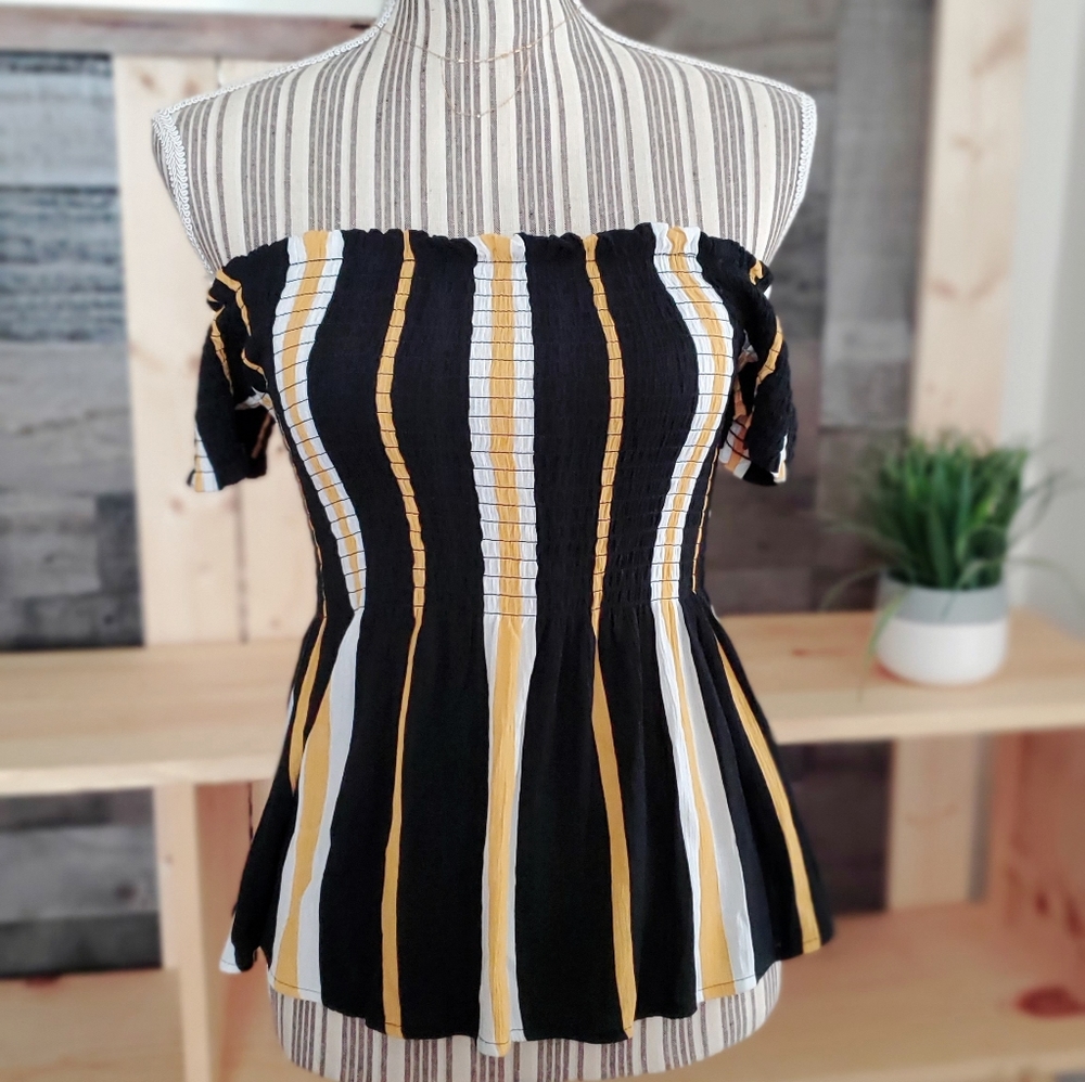 Kendall & Kylie off-the-shoulder blouse
